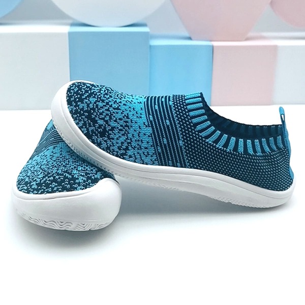 

Boys Slip-On Striped Pattern Sports Shoes, Blue