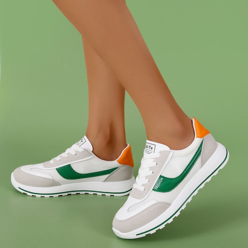 

Colorblock Lace-up Front Low Top Sneakers, Multicolor