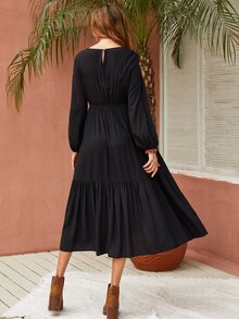 Rusttydustty Floral Embroidery Lantern Sleeve Ruffle Hem Dress - Black - View 2