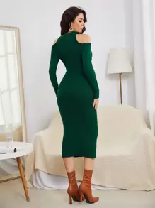SHEIN فستان صوف بياقة مستدير مكشوف الاكتاف بدون حزام