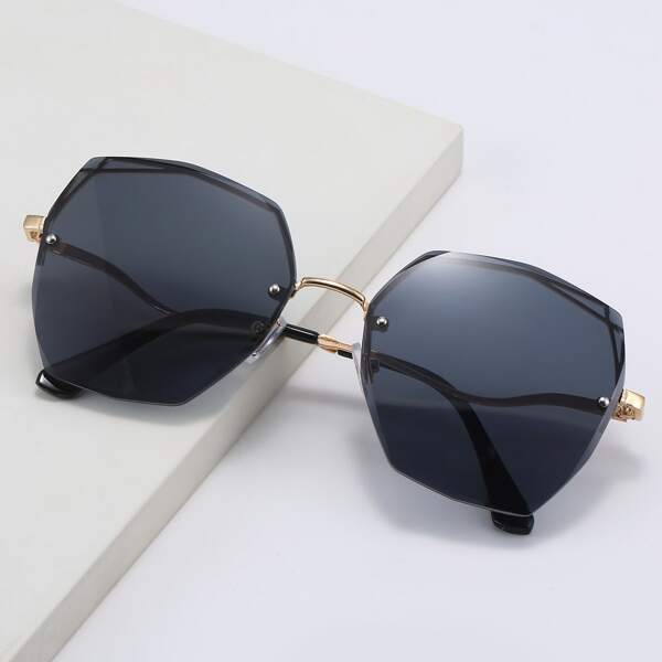 

Irregular Lens Sunglasses