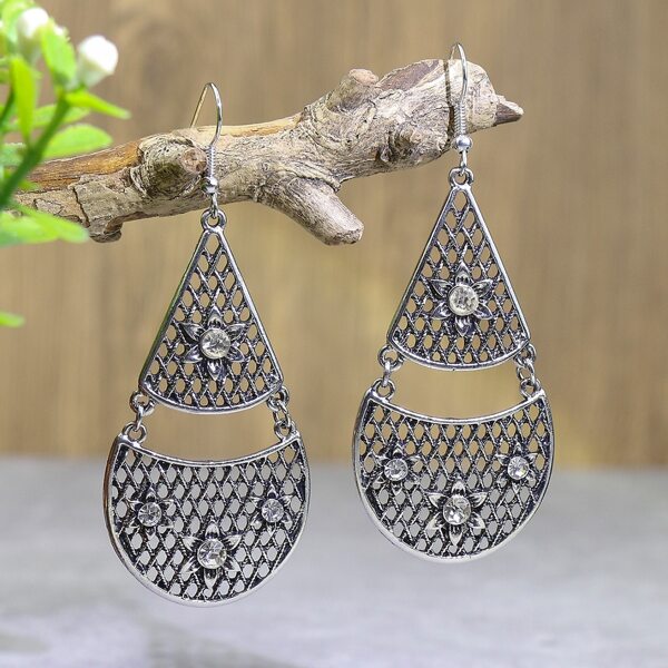 

Rhinestone Decor Hollow Out Drop Earrings, Antique silver