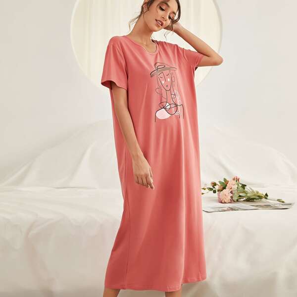 

Abstract Figure Graphic Night Dress, Redwood