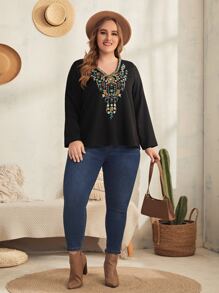 EMERY ROSE Plus Floral Embroidery V Neck Blouse - Black - View 3