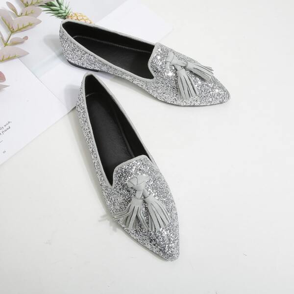 

Tassel Decor Glitter Point Toe Flats, Silver