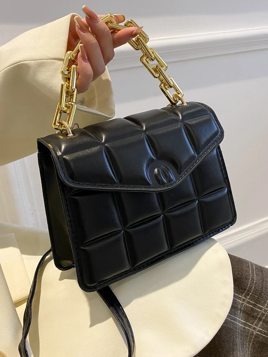 Túi vuông có kết cấu trang trí chuỗi - màu đen - Xem 1