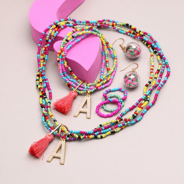 

7pcs Girls Letter Charm Beaded Jewelry Accessory Set, Multicolor
