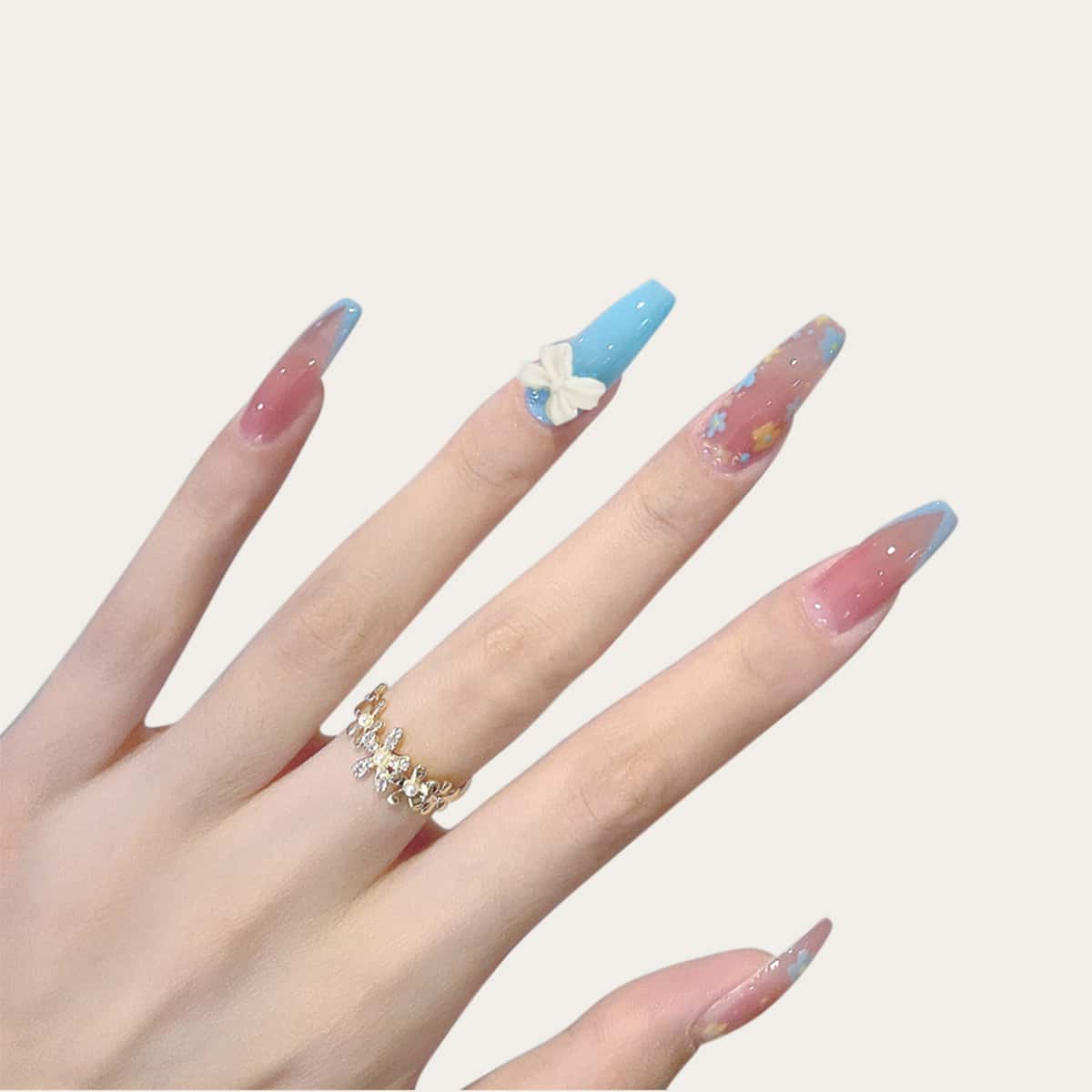 

24pcs Bow-Knot Decor Fake Nail & 1pc Nail File & 1sheet Tape, Multicolor