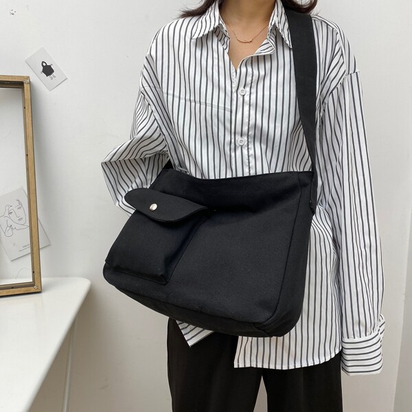 

Minimalist Pocket Front Crossbody Bag, Black