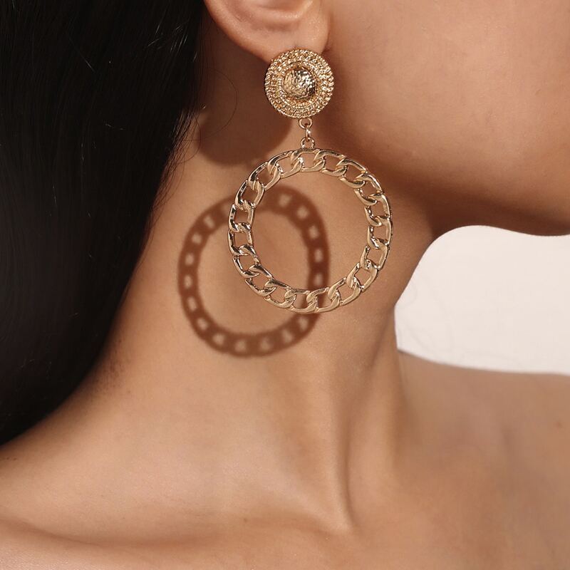

Chain Design Drop Earrings, Gold