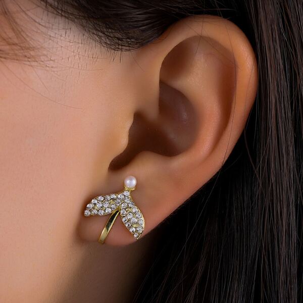 

1pc Fish Tail Decor Ear Cuff, Gold