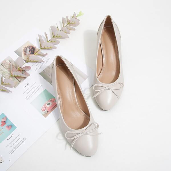 

Bow Decor Stitch Detail Chunky Court Pumps, Beige