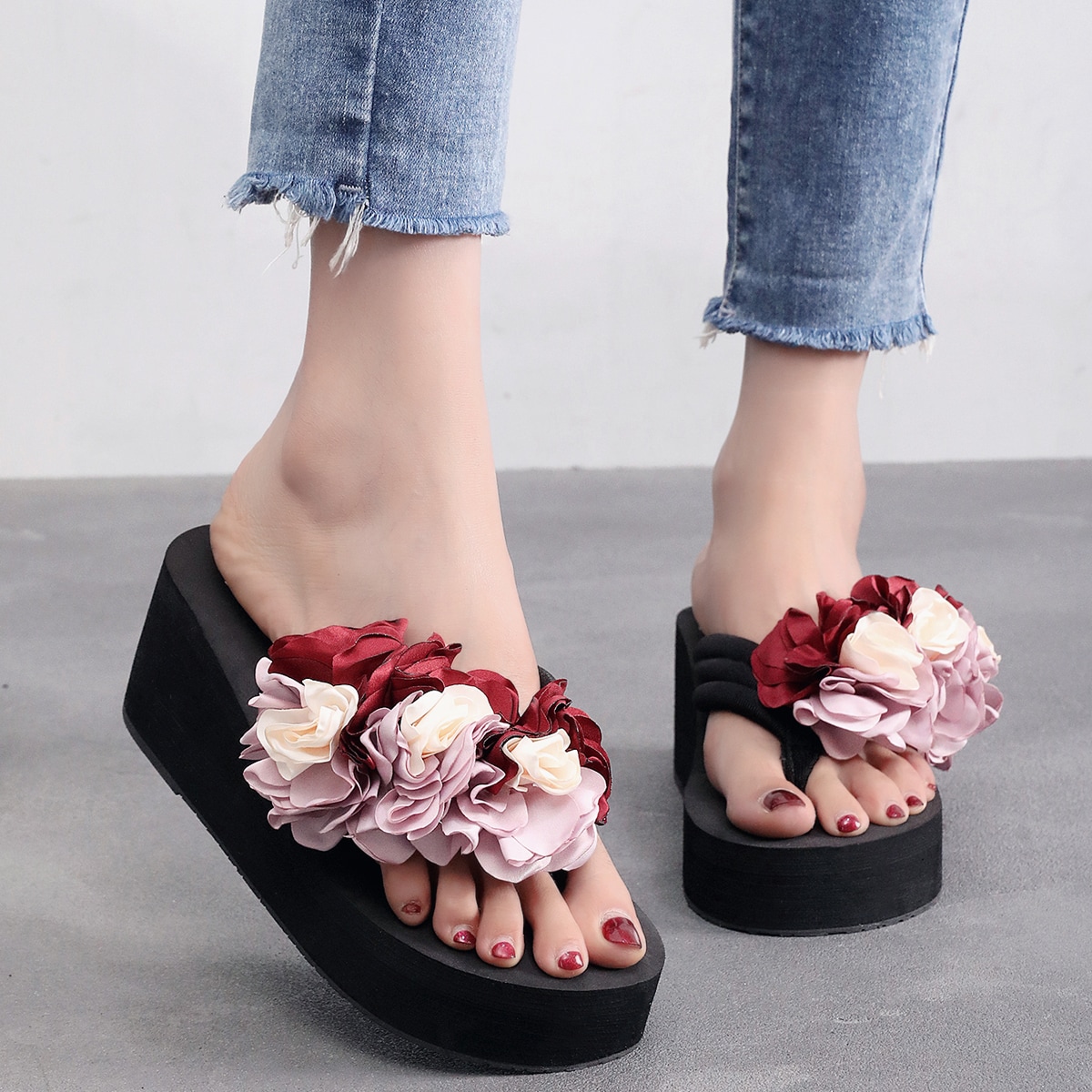 Вьетнамки аппликацией