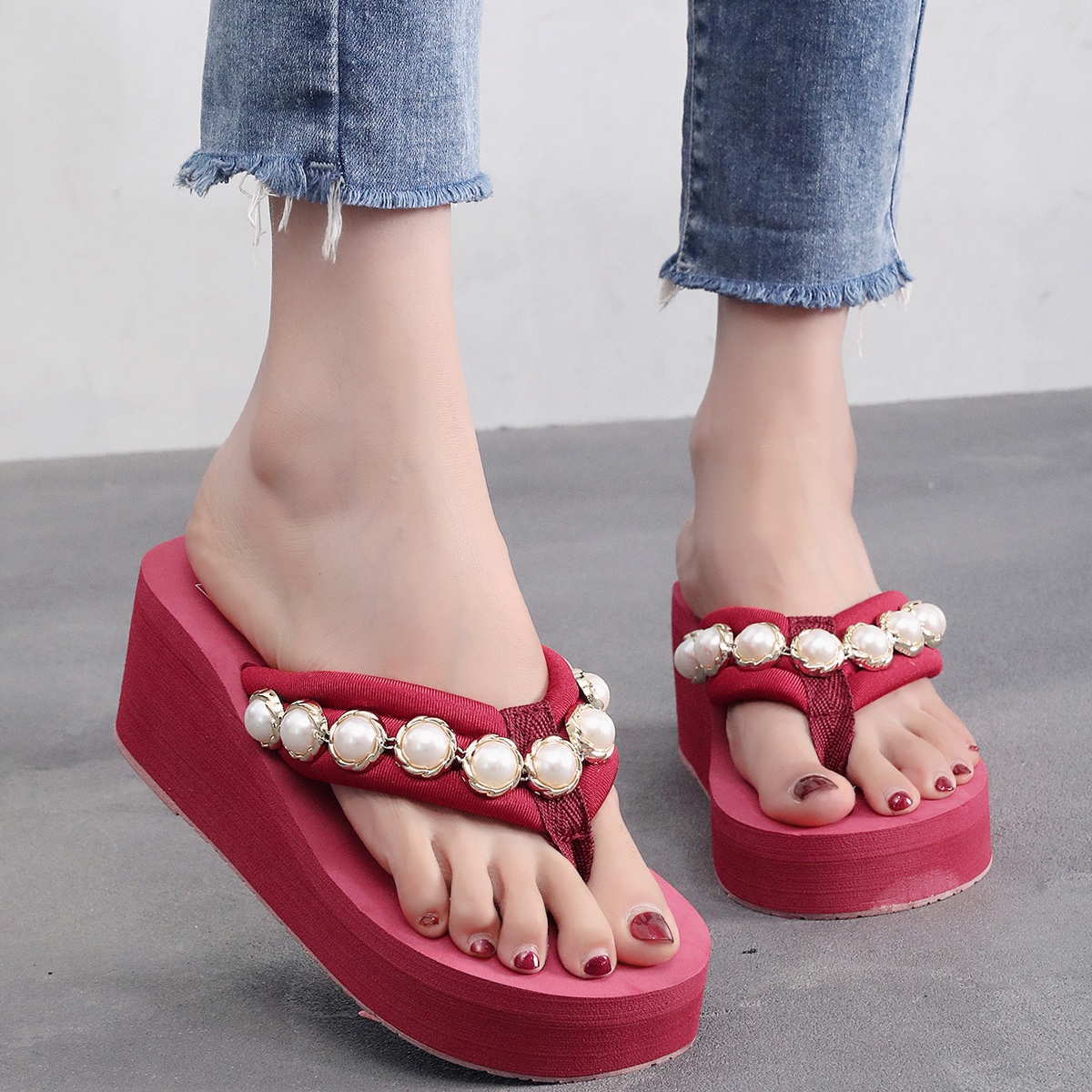 Вьетнамки с искусственным жемчугом