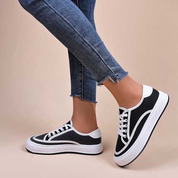 

Two Tone Lace Up Front Casual Shoes, Black