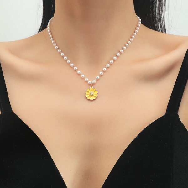 

Flower Charm Faux Pearl Beaded Necklace, Yellow