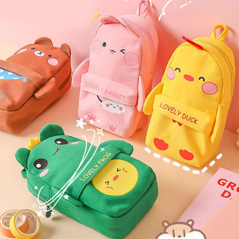 

1pc Cartoon Graphic Random Pencil Bag, Multicolor