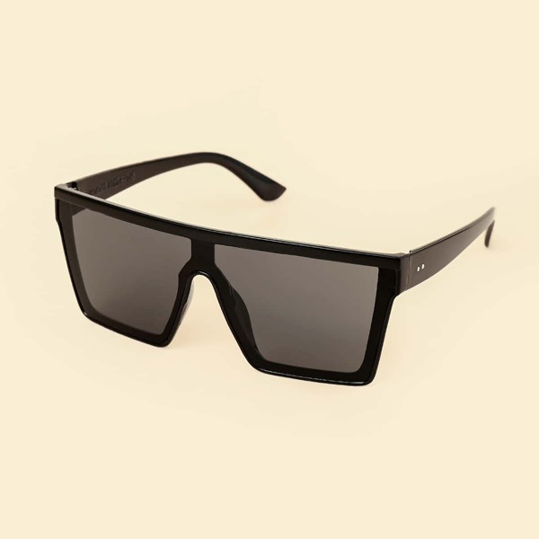 

Boys Flat Top Sunglasses With Glasses Chain, Black