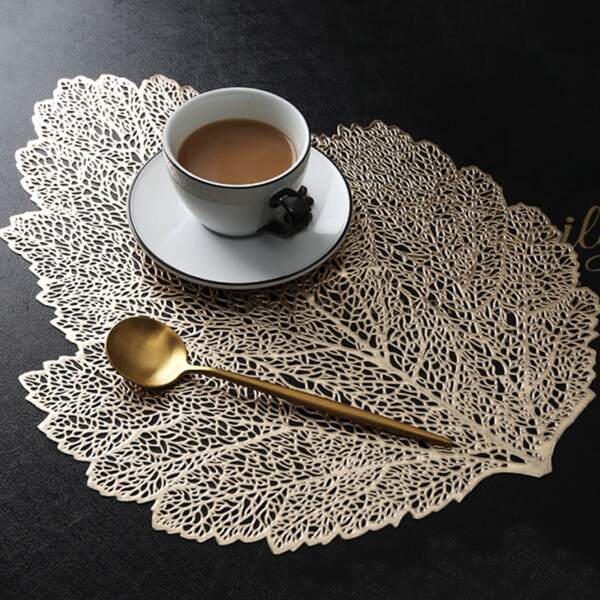 

1pc Leaf Shaped Random Color Placemat, Multicolor