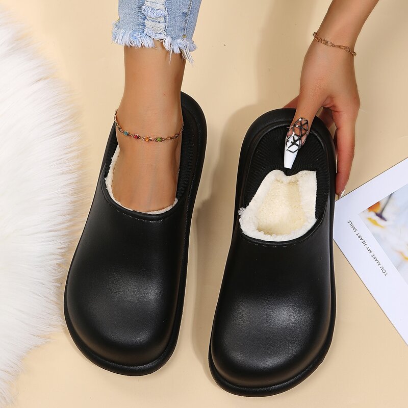 

Minimalist Fluffy Home Slippers, Black