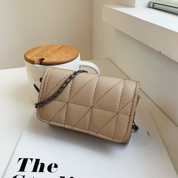 

Mini Flap Crossbody Chain Bag, Camel