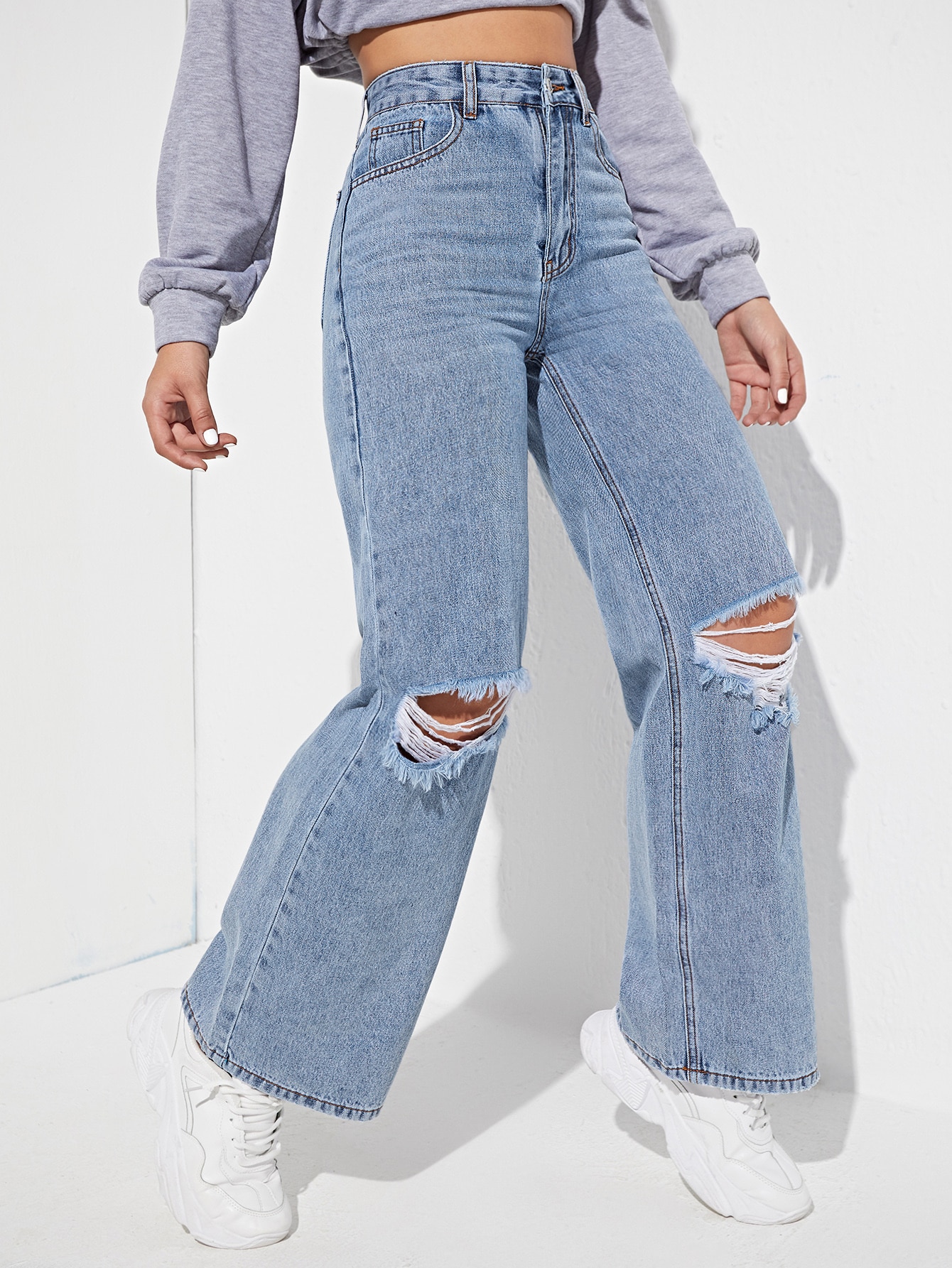High Waisted Ripped Light Wash Jeans 
