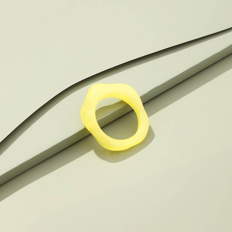 

Simple Solid Ring, Yellow