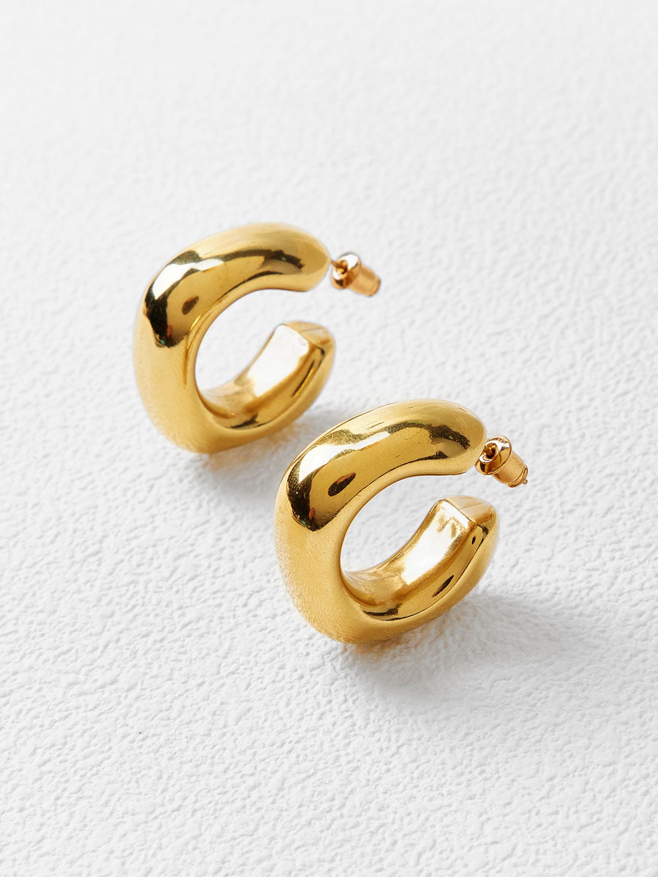MOTF PREMIUM 極簡風格圓耳環 - 金黃色 - 查看 2