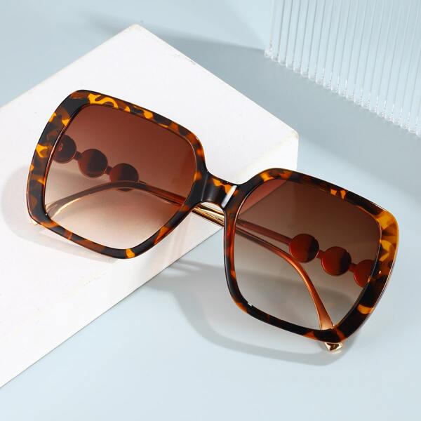 

Ombre Lens Square Frame Sunglasses