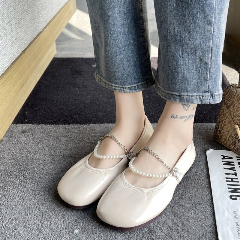 

Faux Pearl Decor Ballet Flats, Beige