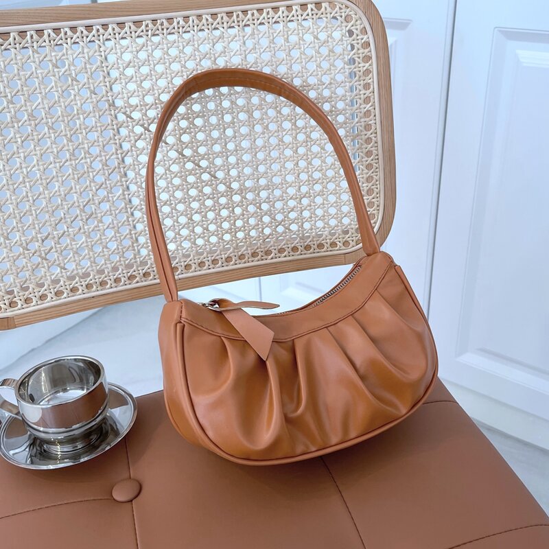 

Minimalist Ruched Bag, Brown