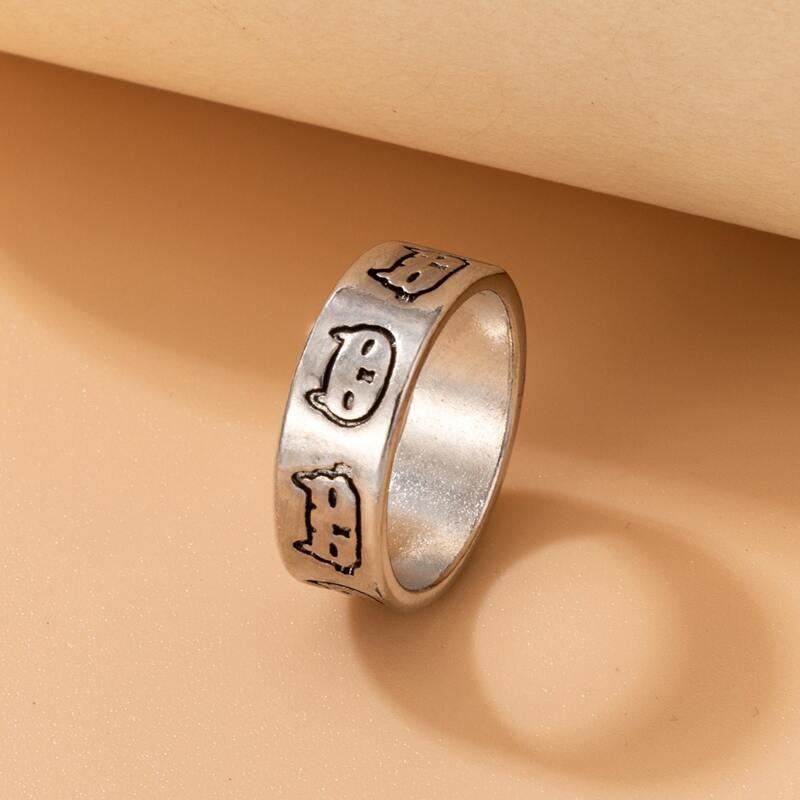 

Cat Engraved Decor Ring, Silver