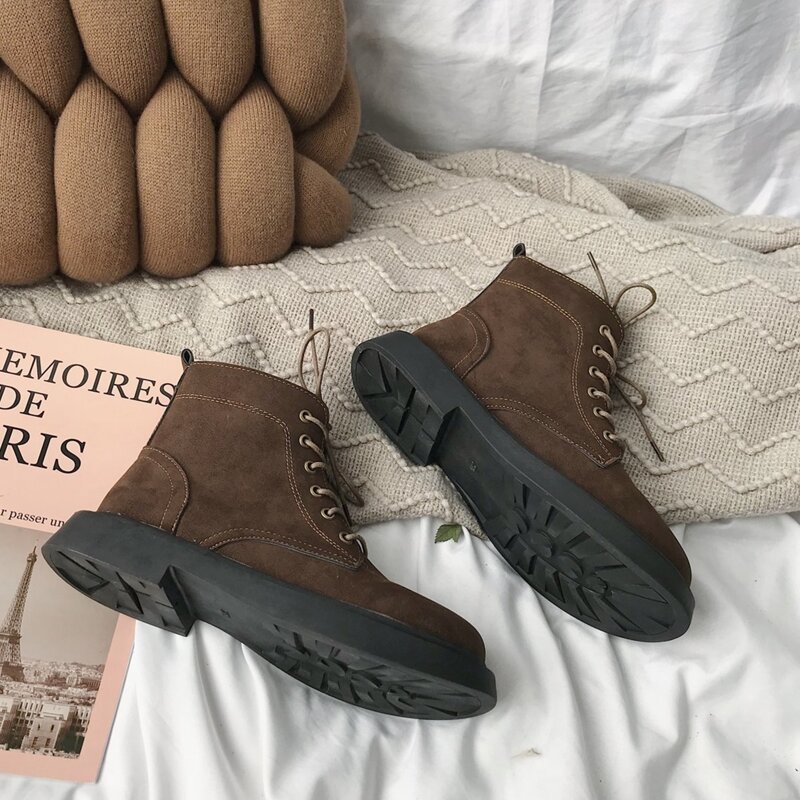 

Lace Up Front Boots, Brown