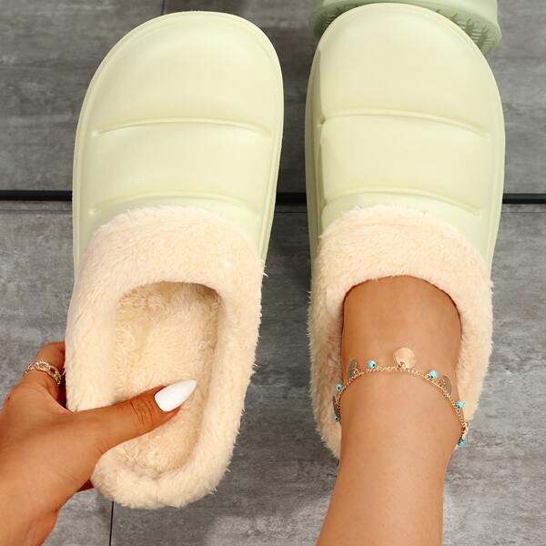 

Minimalist Plush Inside Slippers, Green