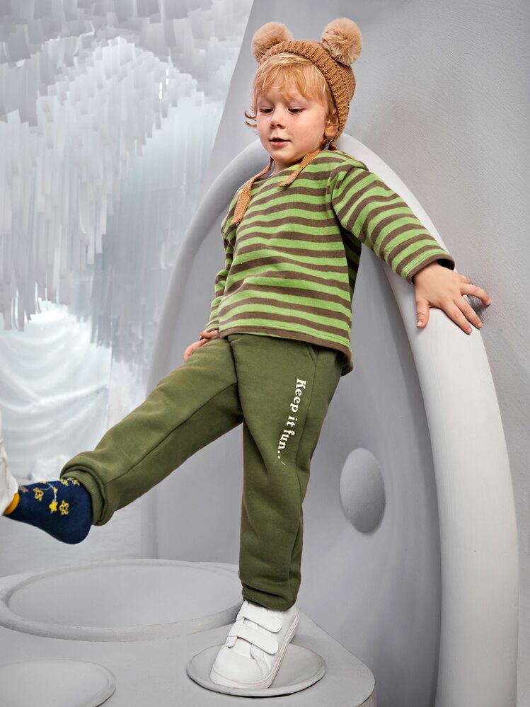 SHEIN Bolso Carta Listrado ocasional Roupa de 2pçs Infantil para Menino - Verde - Visão 1