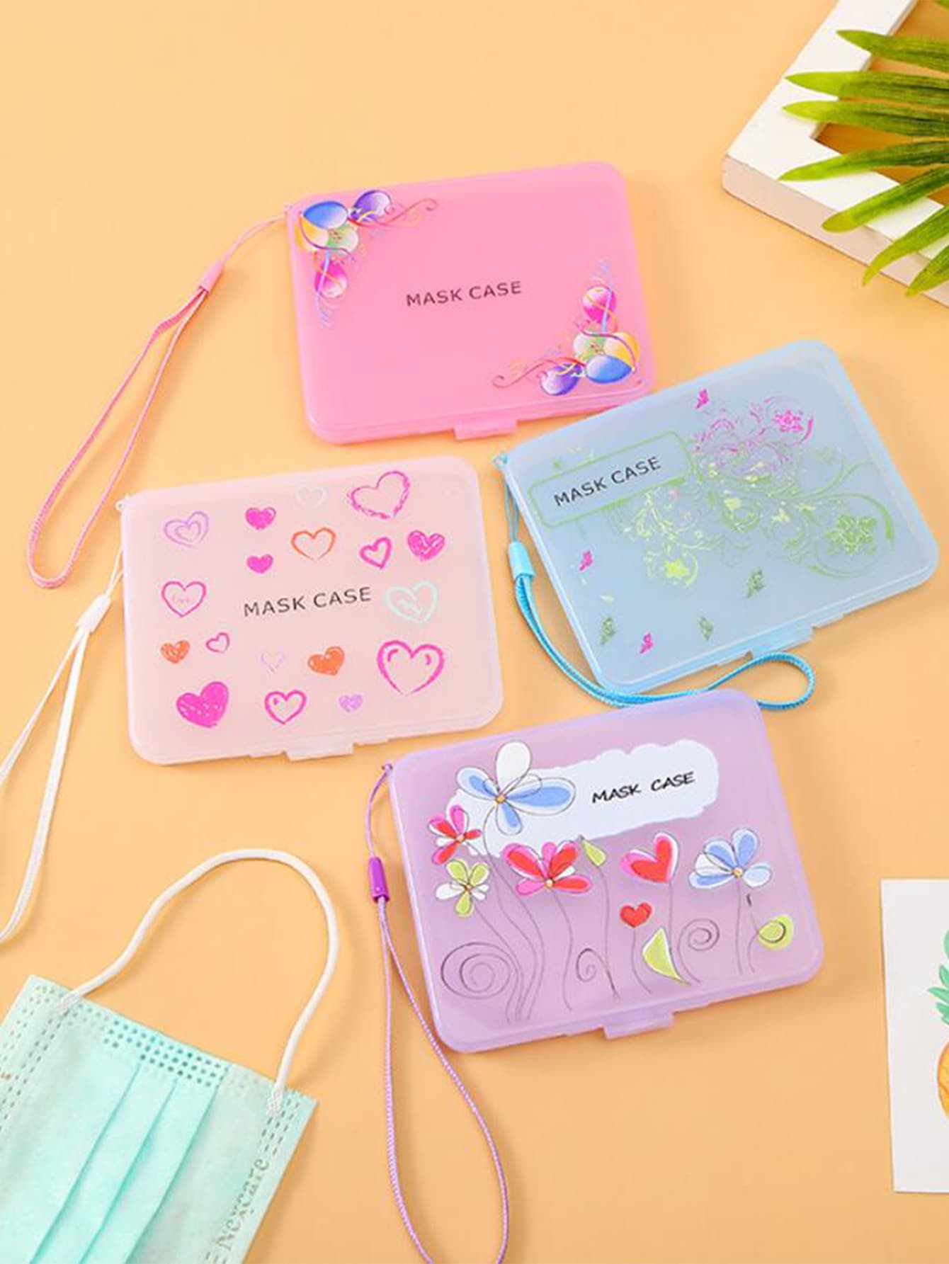 1入組愛心圖案隨機口罩盒 - 彩色 - 查看 1