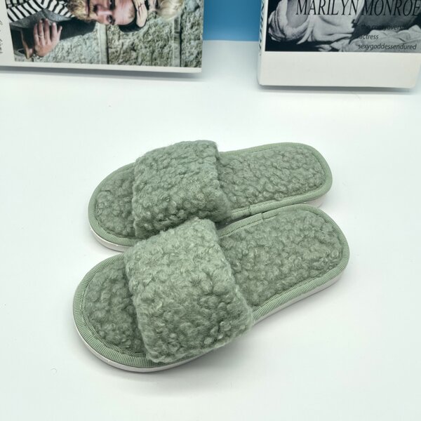 

Girls Fluffy Home Slippers, Green