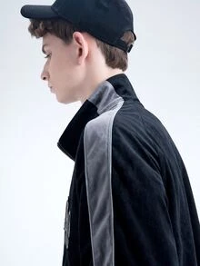 Manfinity 男士拉鏈開襟字母貼布細節拼接側邊接縫夾克 - 黑色 - 查看 3