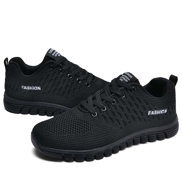 

Men Letter Graphic Breathable Lace-up Front Sneakers, Black