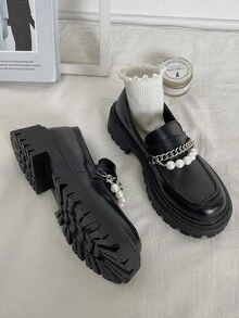 鏈條和人造珍珠裝飾厚底樂福鞋 - 黑色 - 查看 4