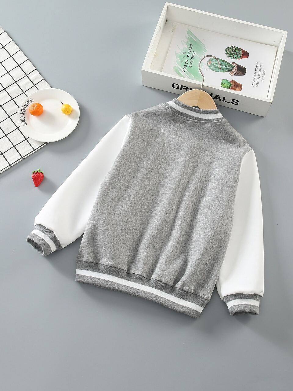 Girls 1pc Letter Patched Colorblock Contrast Trim Varsity Jacket