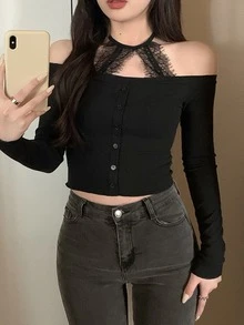 Kaos Halter dengan Kancing Depan dan Panel Renda - Hitam - View 5