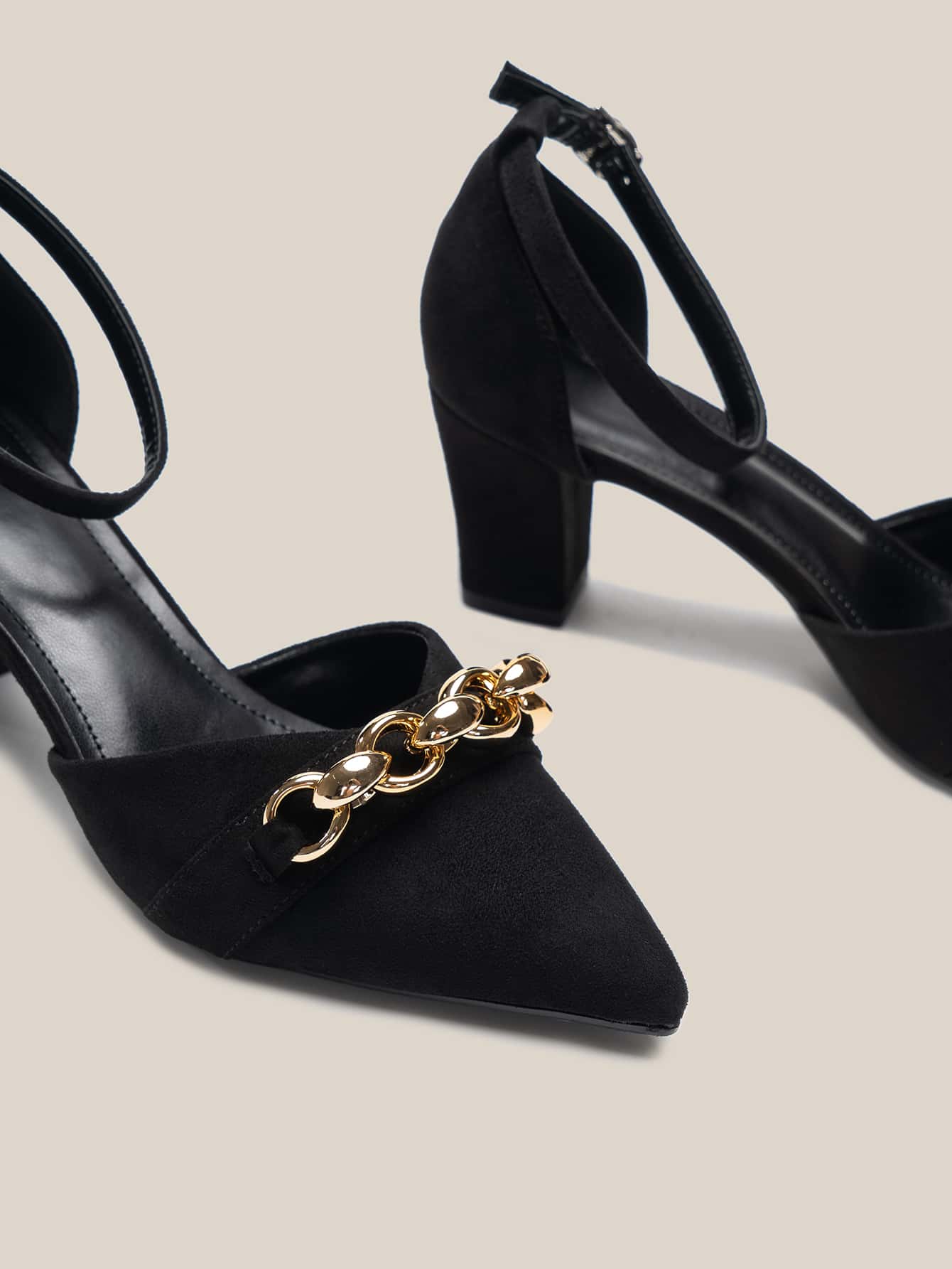 Suedette Chain Decor Chunky Heeled Court Pumps - Black - View 5