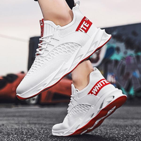 

Men Letter Graphic Lace Up Front Sneakers, White