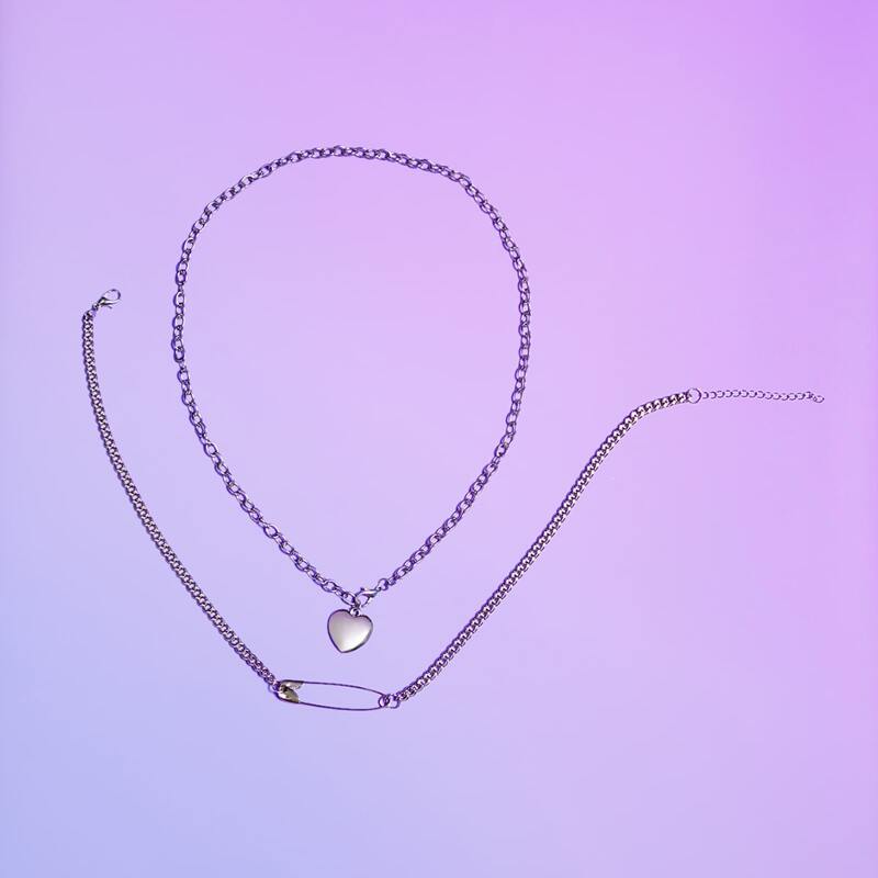 

2pcs Heart Decor Chain Necklace, Silver