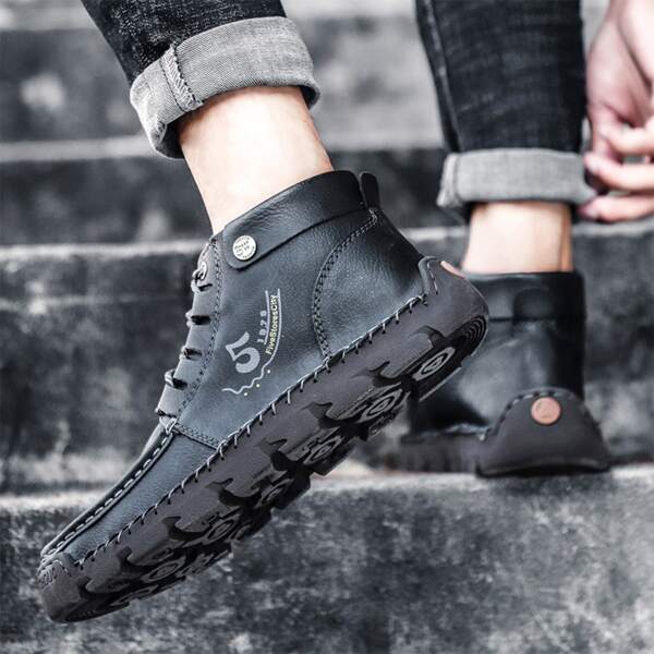 

Men Letter Graphic Lace Up Front Boots, Black