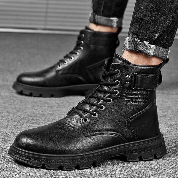 

Men Letter Detail Lace-up Front Boots, Black