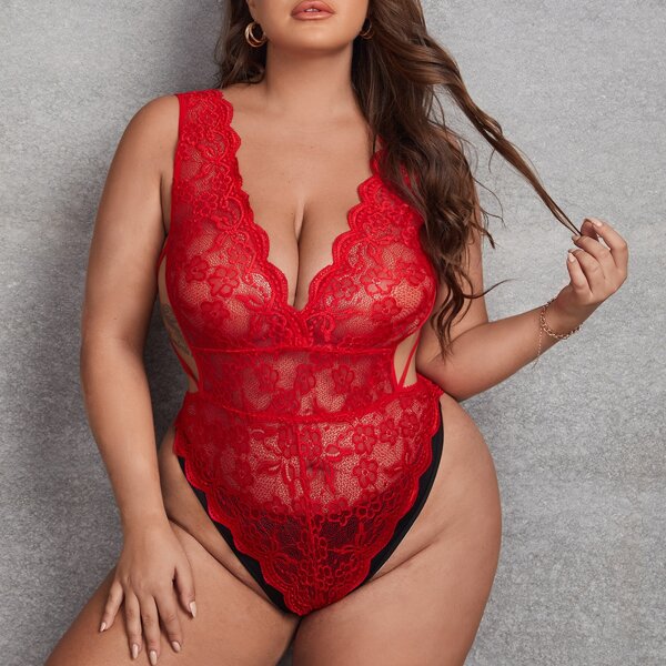 

Plus Floral Lace Scallop Trim Teddy Bodysuit, Red