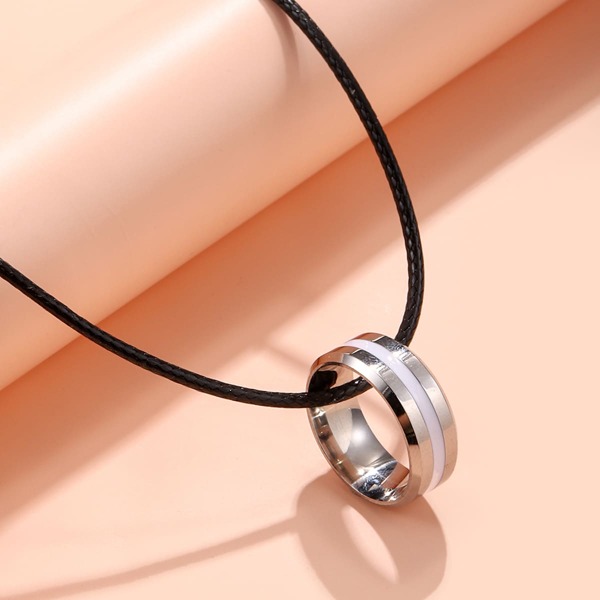 

Couple Round Charm Necklace, White