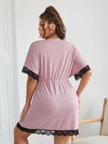 蕾丝边睡衣睡裙